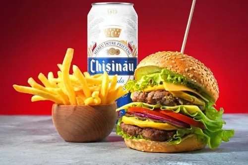 Meniu Burger pui 4 + Bere Chișinău blondă