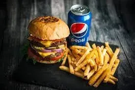 Meniu: burger de lux (vită) cu cașcavalul